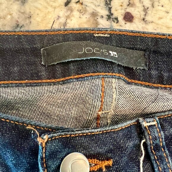 Joe's Jeans Curvy Bootcut Med Wash 29x32 Like new - Picture 3 of 13